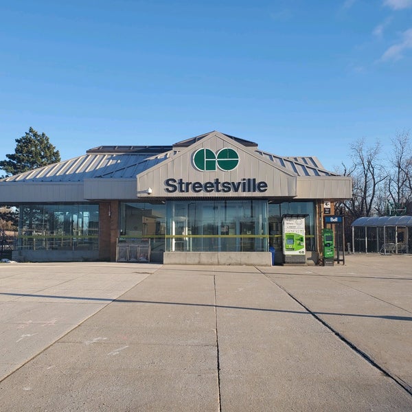 Streetsville GO Train Station.