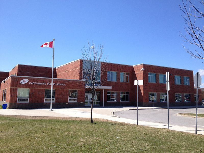 Castlemore_Public_School_in_Markham,_Ontario