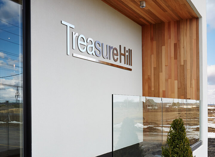 Treasure Hills homes Logo