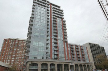 Strata Condos is a new high rise condo complex by Molinaro Group located in 551 Maple Ave, Burlington, Ontario.